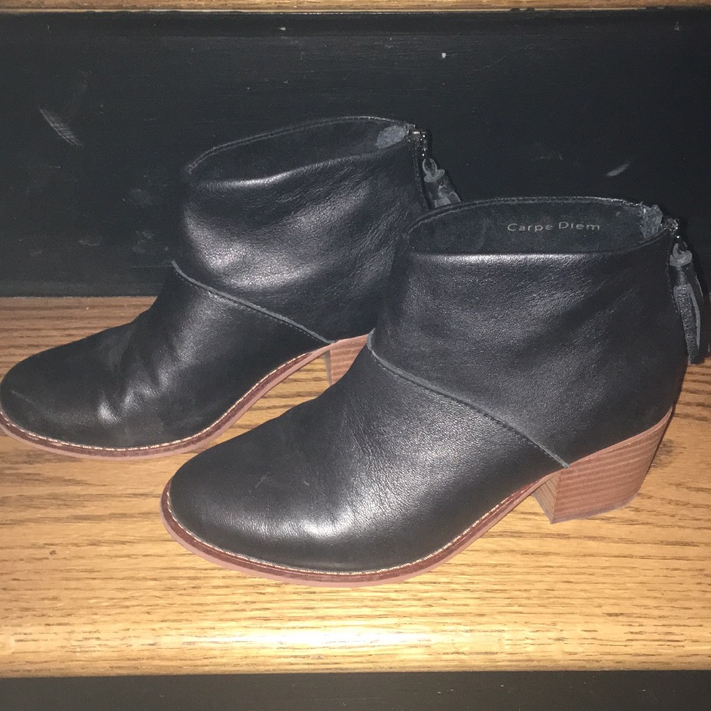 Toms Lela Black Bootie